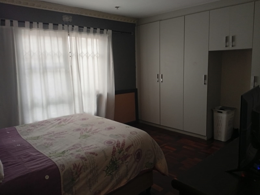 3 Bedroom Property for Sale in Ilitha Park Western Cape